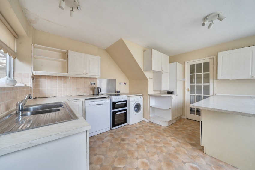 Images for Bourne End, Buckinghamshire EAID:2640919782 BID:FHH