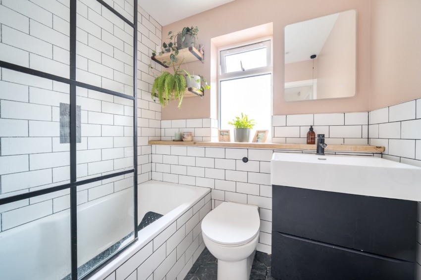 Images for High Wycombe, Buckinghamshire EAID:2640919782 BID:FHH