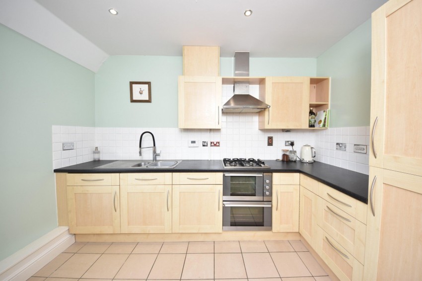 Images for Flackwell Heath, High Wycombe, Buckinghamshire EAID:2640919782 BID:FHH