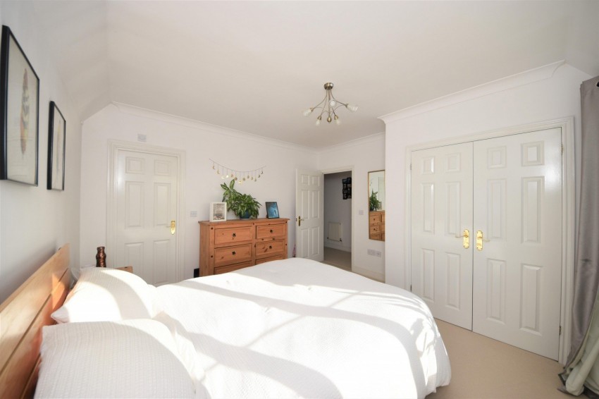 Images for Flackwell Heath, High Wycombe, Buckinghamshire EAID:2640919782 BID:FHH