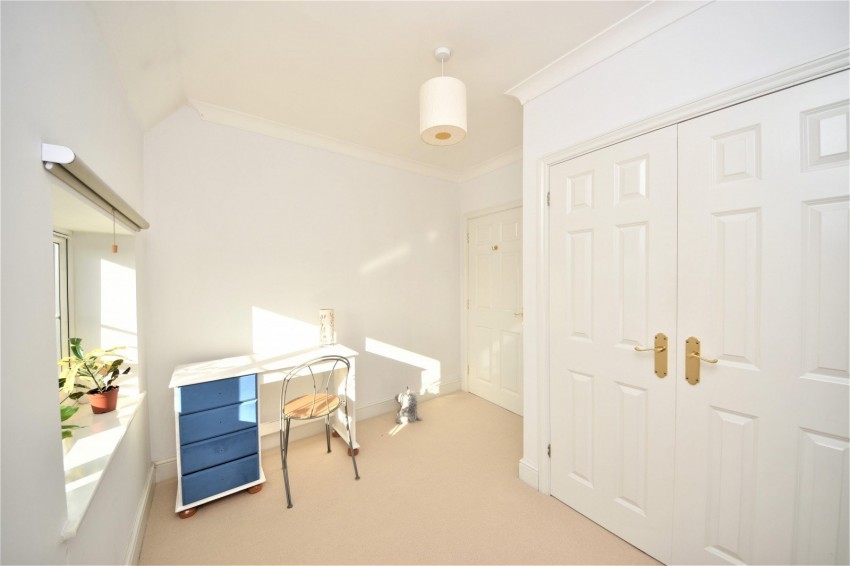 Images for Flackwell Heath, High Wycombe, Buckinghamshire EAID:2640919782 BID:FHH