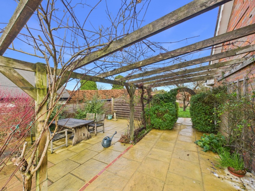 Images for Flackwell Heath, High Wycombe, Buckinghamshire EAID:2640919782 BID:FHH