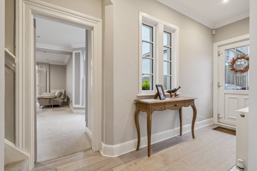 Images for Flackwell Heath, High Wycombe, Buckinghamshire EAID:2640919782 BID:FHH