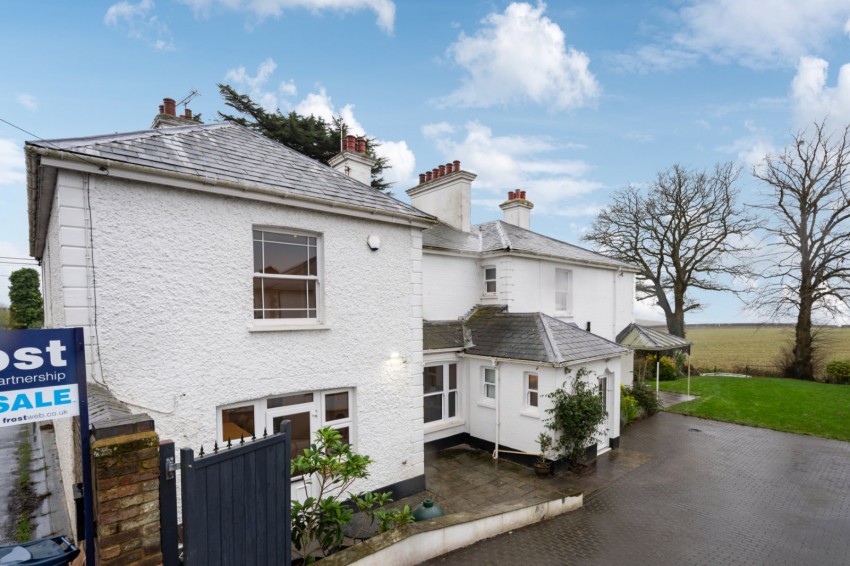 Images for Flackwell Heath, High Wycombe, Buckinghamshire EAID:2640919782 BID:FHH