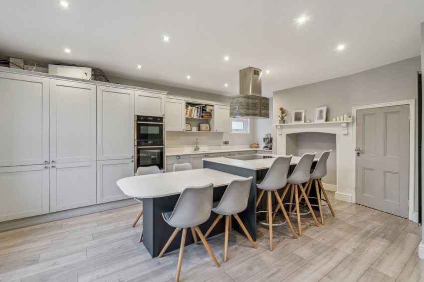 Images for Flackwell Heath, High Wycombe, Buckinghamshire EAID:2640919782 BID:FHH