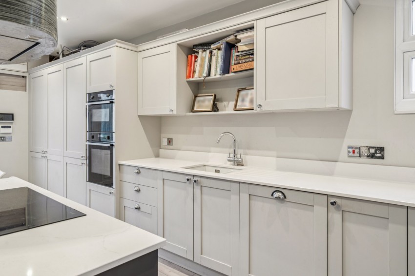 Images for Flackwell Heath, High Wycombe, Buckinghamshire EAID:2640919782 BID:FHH