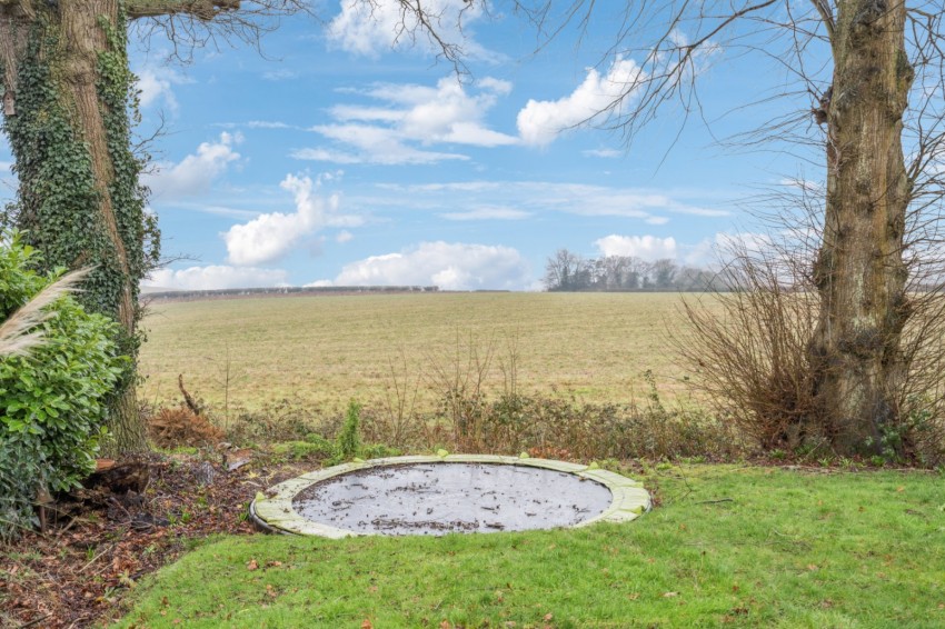 Images for Flackwell Heath, High Wycombe, Buckinghamshire EAID:2640919782 BID:FHH