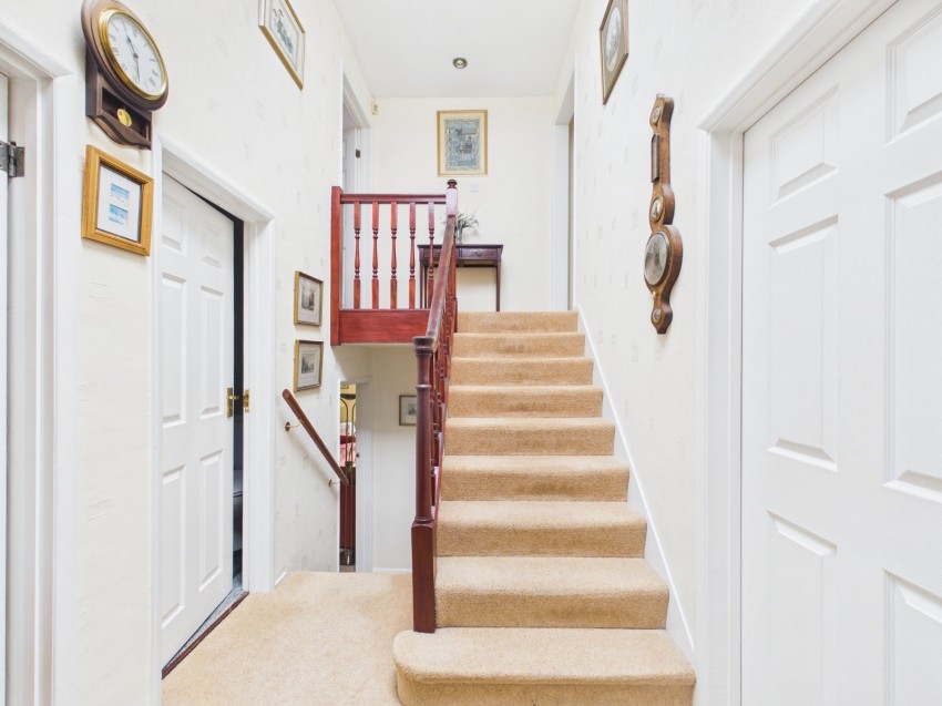 Images for Downley, High Wycombe, Buckinghamshire EAID:2640919782 BID:FHH