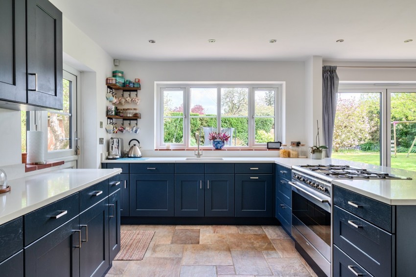 Images for Flackwell Heath, High Wycombe, Buckinghamshire EAID:2640919782 BID:FHH