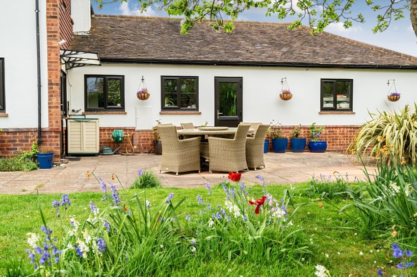 Images for Flackwell Heath, High Wycombe, Buckinghamshire EAID:2640919782 BID:FHH