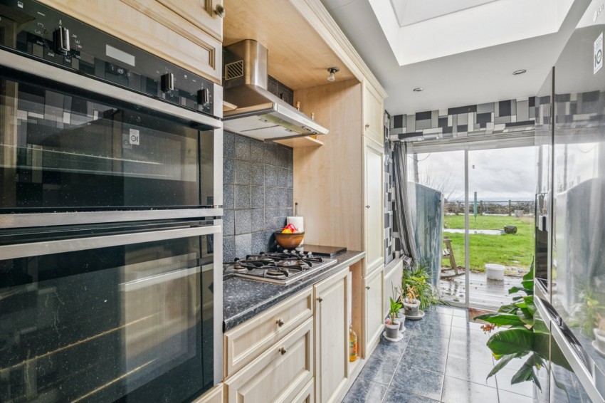 Images for Flackwell Heath, High Wycombe, Buckinghamshire EAID:2640919782 BID:FHH