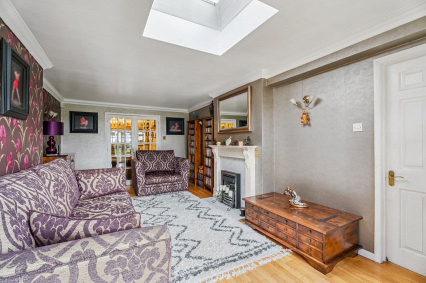 Images for Flackwell Heath, High Wycombe, Buckinghamshire EAID:2640919782 BID:FHH