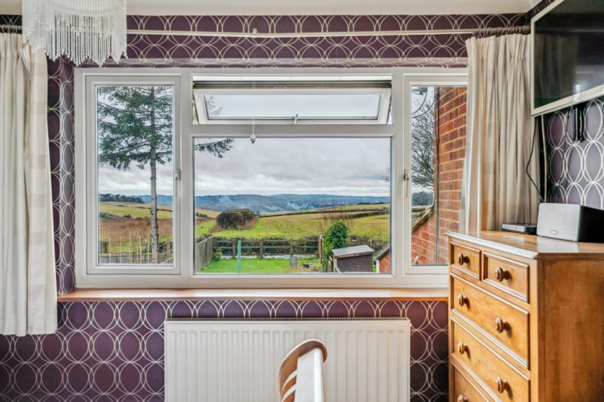 Images for Flackwell Heath, High Wycombe, Buckinghamshire EAID:2640919782 BID:FHH