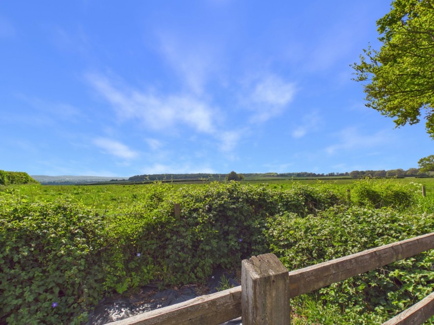 Images for Flackwell Heath, High Wycombe, Buckinghamshire EAID:2640919782 BID:FHH