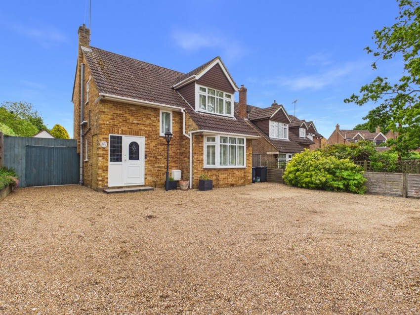 Images for Flackwell Heath, Buckinghamshire EAID:2640919782 BID:FHH
