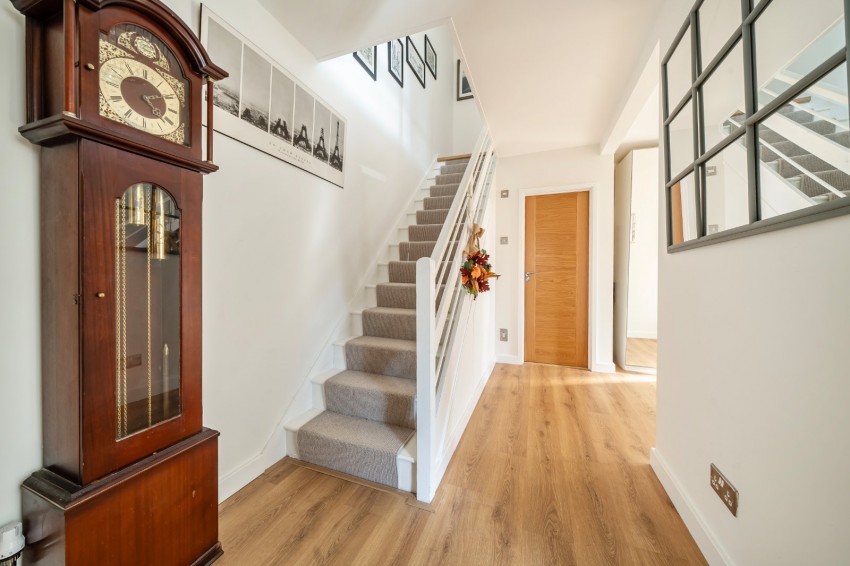 Images for Flackwell Heath, High Wycombe, Buckinghamshire EAID:2640919782 BID:FHH