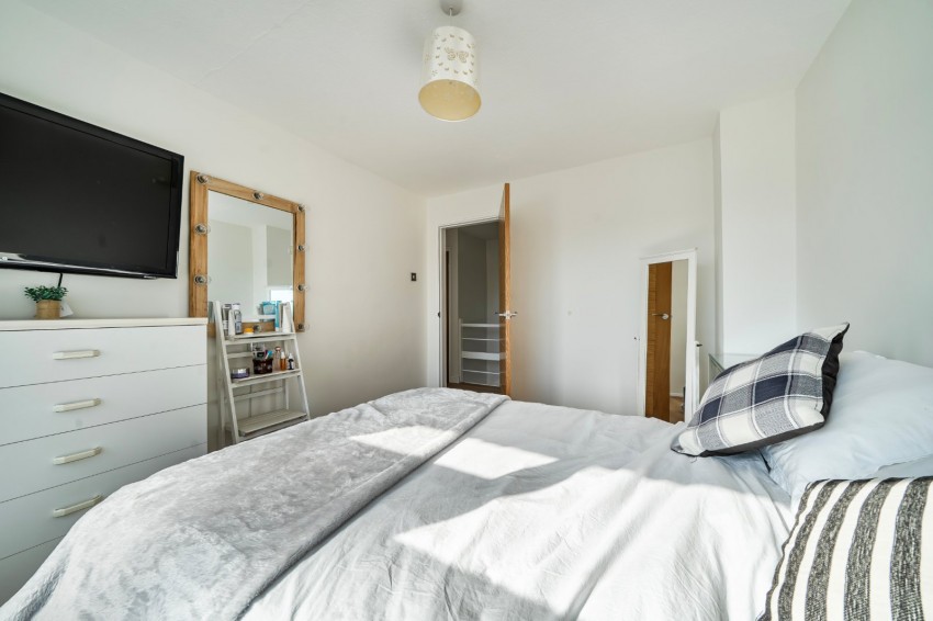 Images for Flackwell Heath, High Wycombe, Buckinghamshire EAID:2640919782 BID:FHH