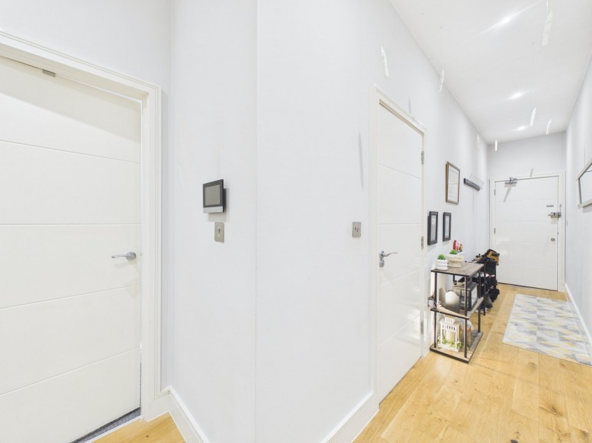 Images for Loudwater, High Wycombe, Buckinghamshire EAID:2640919782 BID:FHH