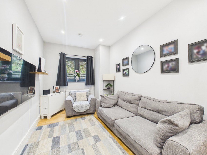 Images for Loudwater, High Wycombe, Buckinghamshire EAID:2640919782 BID:FHH