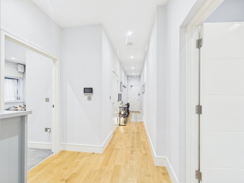 Images for Loudwater, High Wycombe, Buckinghamshire EAID:2640919782 BID:FHH