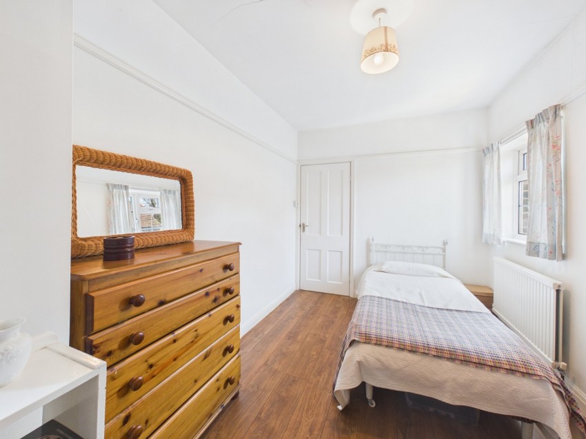 Images for Wooburn Green, High Wycombe, Buckinghamshire EAID:2640919782 BID:FHH