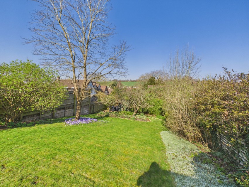 Images for Wooburn Green, High Wycombe, Buckinghamshire EAID:2640919782 BID:FHH