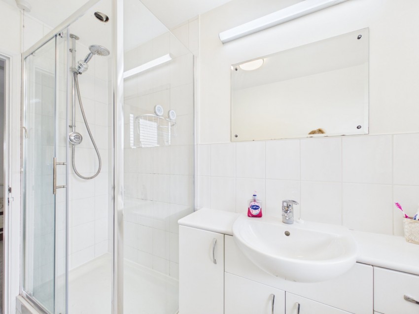 Images for Flackwell Heath, High Wycombe, Buckinghamshire EAID:2640919782 BID:FHH