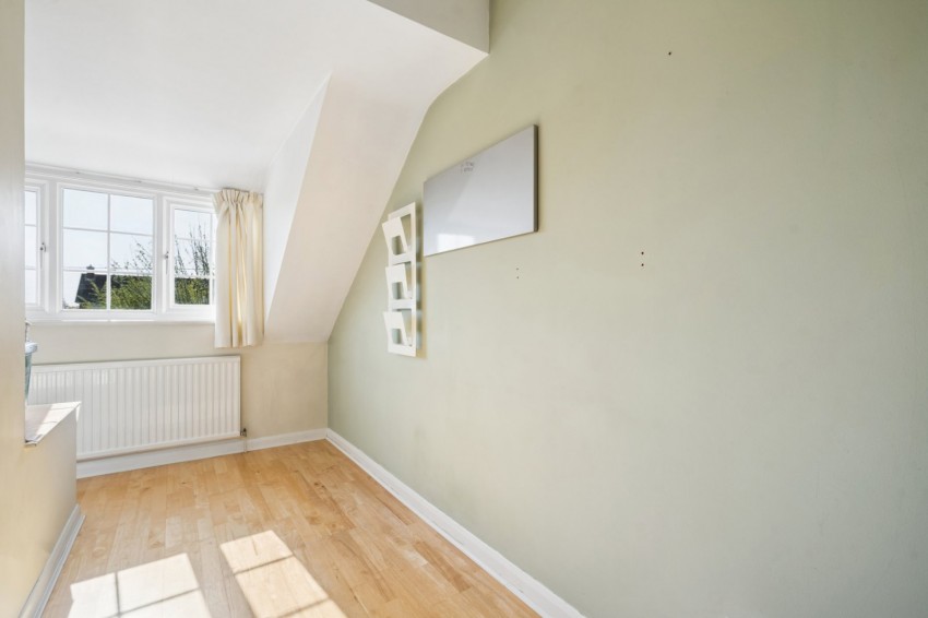 Images for Flackwell Heath, High Wycombe, Buckinghamshire EAID:2640919782 BID:FHH