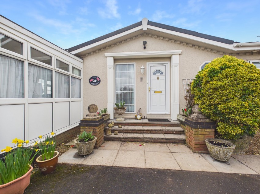 Images for Whitehouse Lane, Wooburn Moor EAID:2640919782 BID:FHH