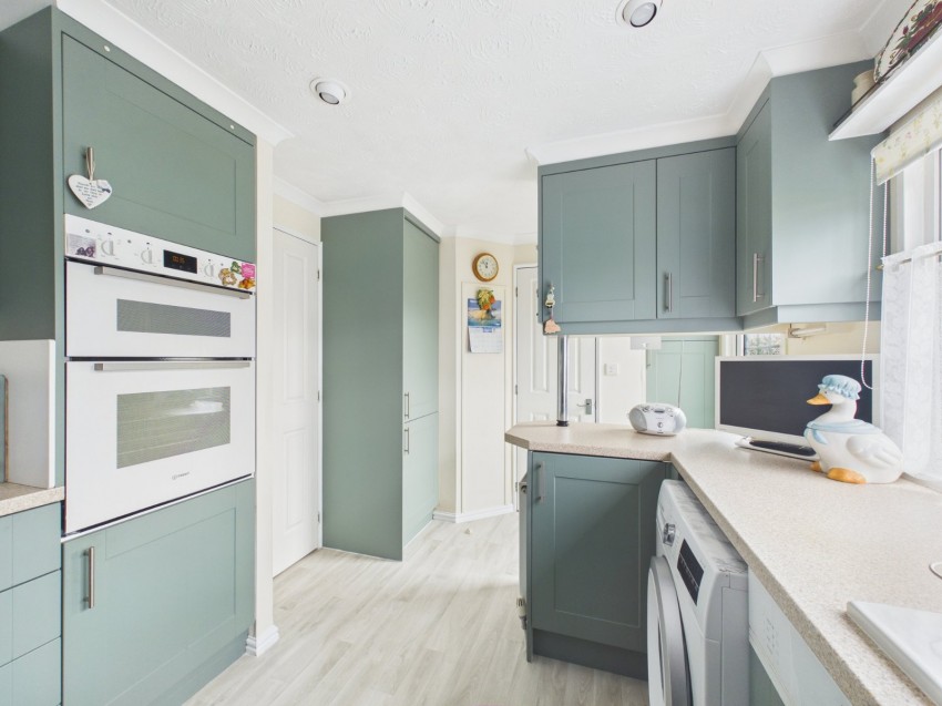 Images for Whitehouse Lane, Wooburn Moor EAID:2640919782 BID:FHH