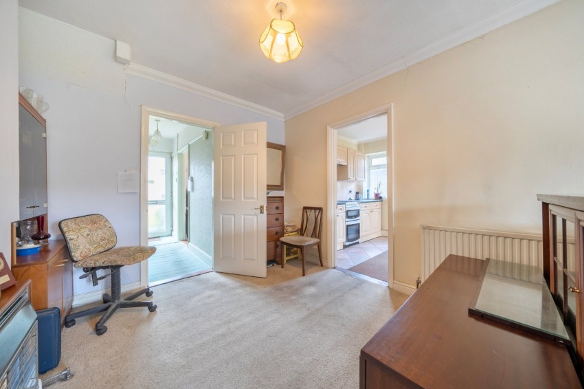 Images for Loudwater, High Wycombe, Buckinghamshire EAID:2640919782 BID:FHH