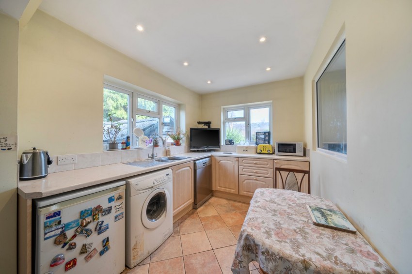 Images for Loudwater, High Wycombe, Buckinghamshire EAID:2640919782 BID:FHH