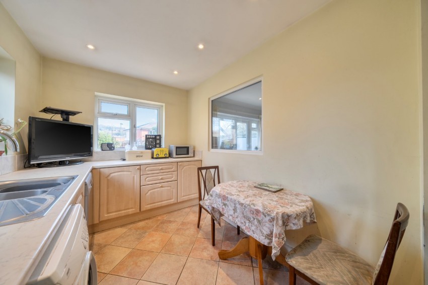 Images for Loudwater, High Wycombe, Buckinghamshire EAID:2640919782 BID:FHH