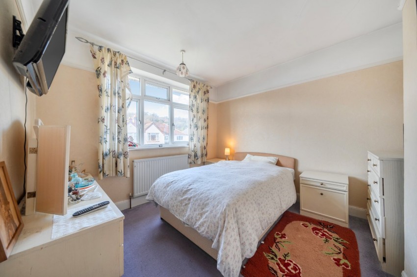 Images for Loudwater, High Wycombe, Buckinghamshire EAID:2640919782 BID:FHH