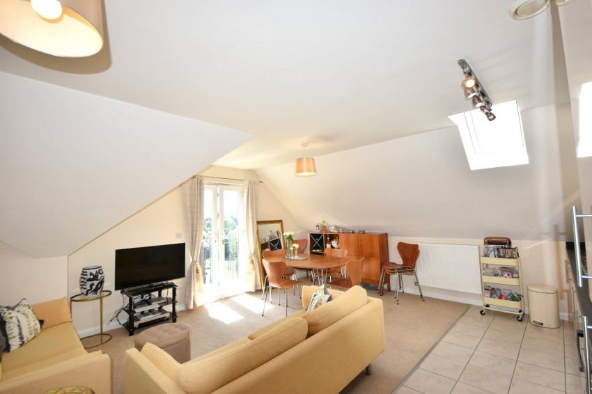 Images for Loudwater, High Wycombe, Buckinghamshire EAID:2640919782 BID:FHH