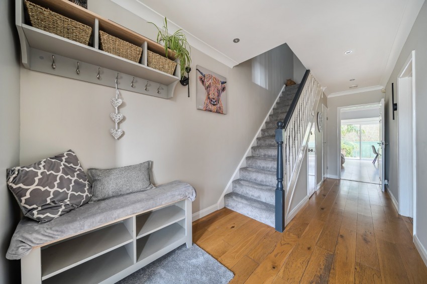 Images for Flackwell Heath, High Wycombe, Buckinghamshire EAID:2640919782 BID:FHH