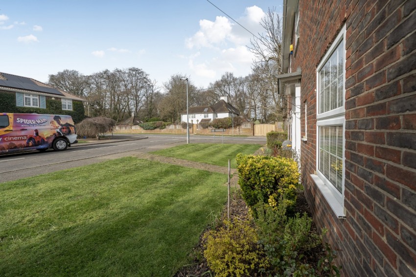 Images for Flackwell Heath, High Wycombe, Buckinghamshire EAID:2640919782 BID:FHH