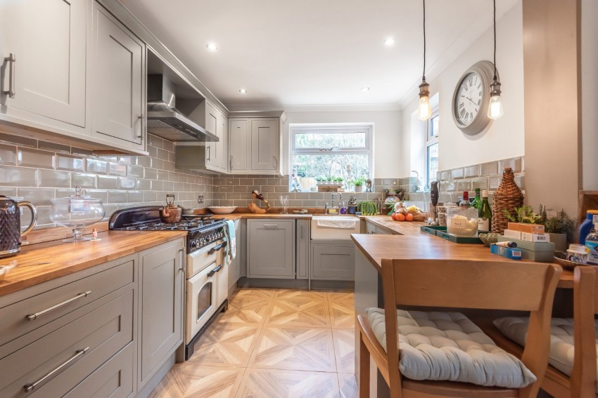 Images for High Wycombe, Buckinghamshire EAID:2640919782 BID:FHH