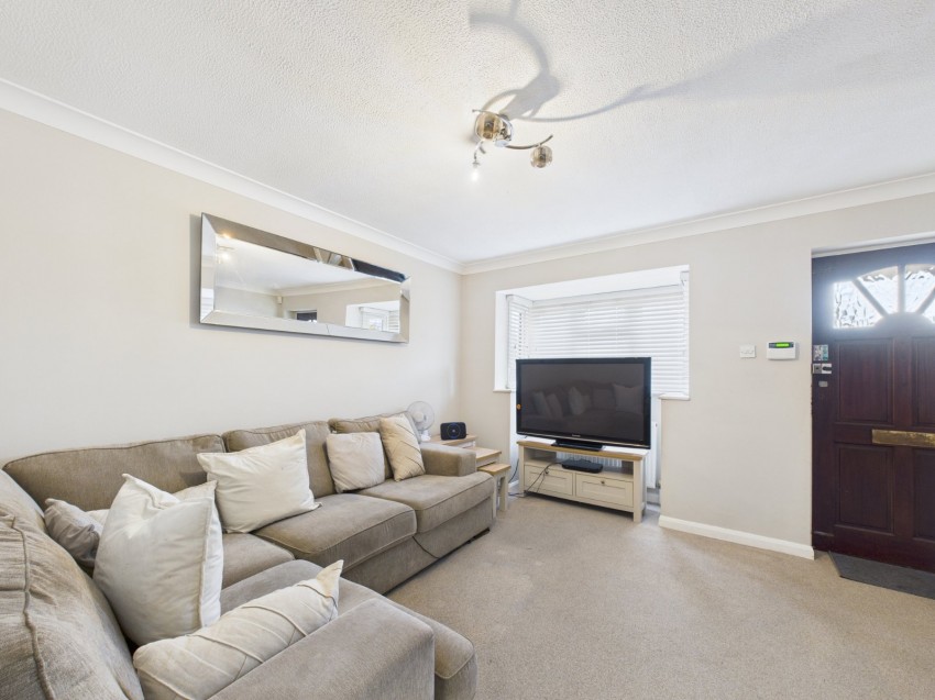 Images for Wooburn Green, High Wycombe, Buckinghamshire EAID:2640919782 BID:FHL