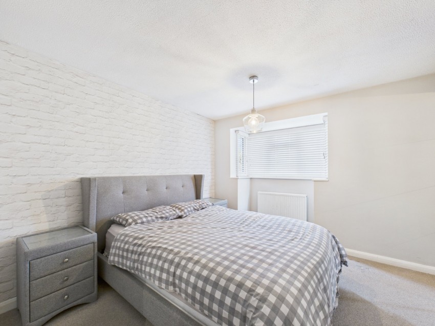 Images for Wooburn Green, High Wycombe, Buckinghamshire EAID:2640919782 BID:FHL