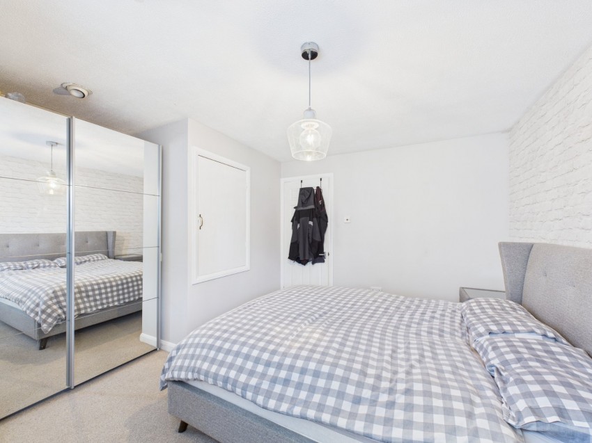 Images for Wooburn Green, High Wycombe, Buckinghamshire EAID:2640919782 BID:FHL