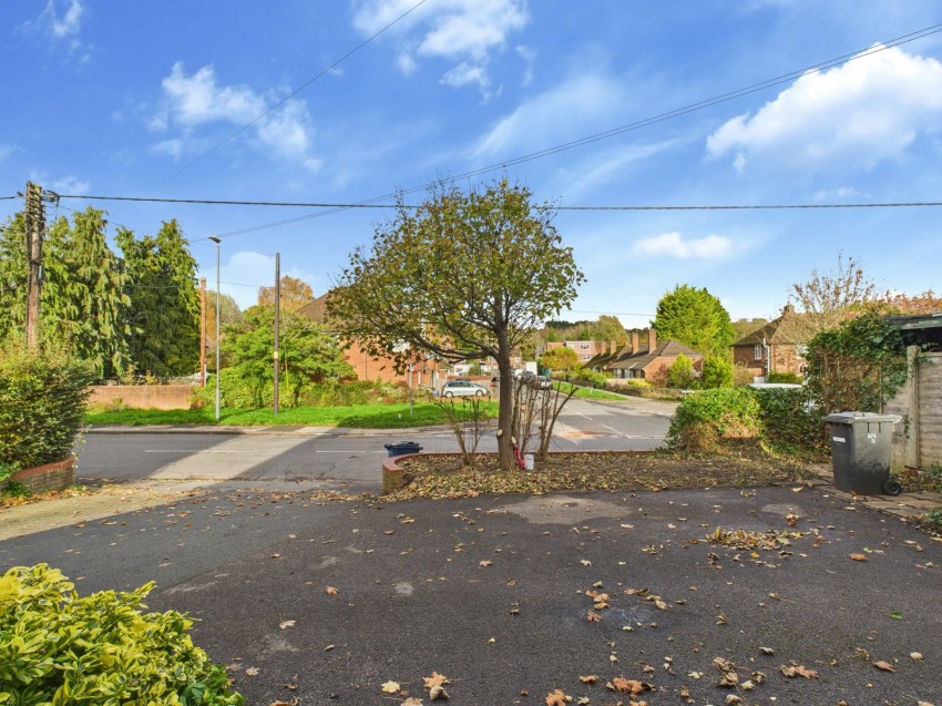 Images for Wooburn Green, High Wycombe, Buckinghamshire EAID:2640919782 BID:FHL