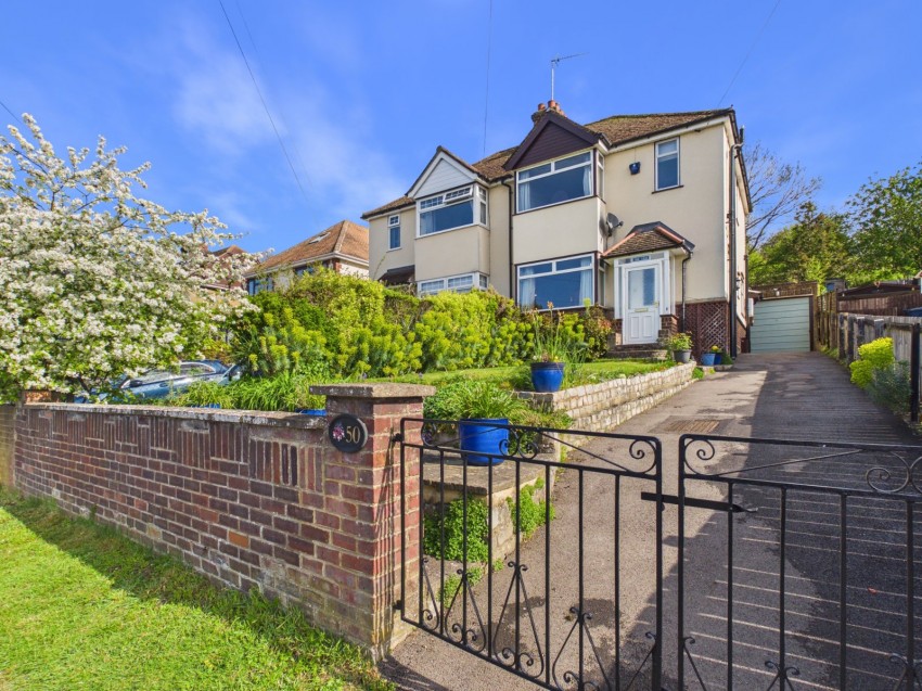 Images for Loudwater, High Wycombe, Buckinghamshire EAID:2640919782 BID:FHH
