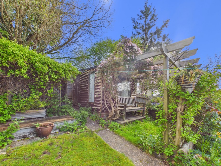 Images for Loudwater, High Wycombe, Buckinghamshire EAID:2640919782 BID:FHH