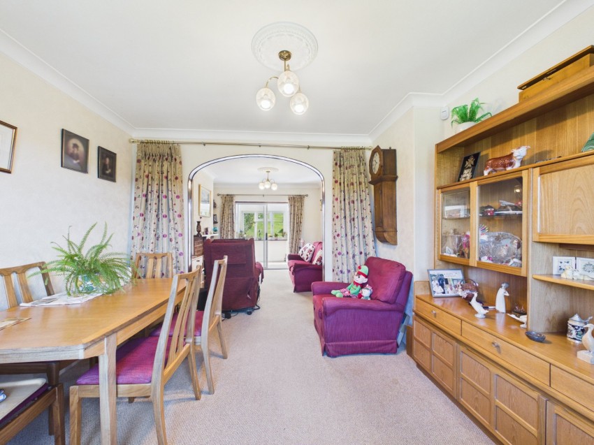 Images for Loudwater, High Wycombe, Buckinghamshire EAID:2640919782 BID:FHH