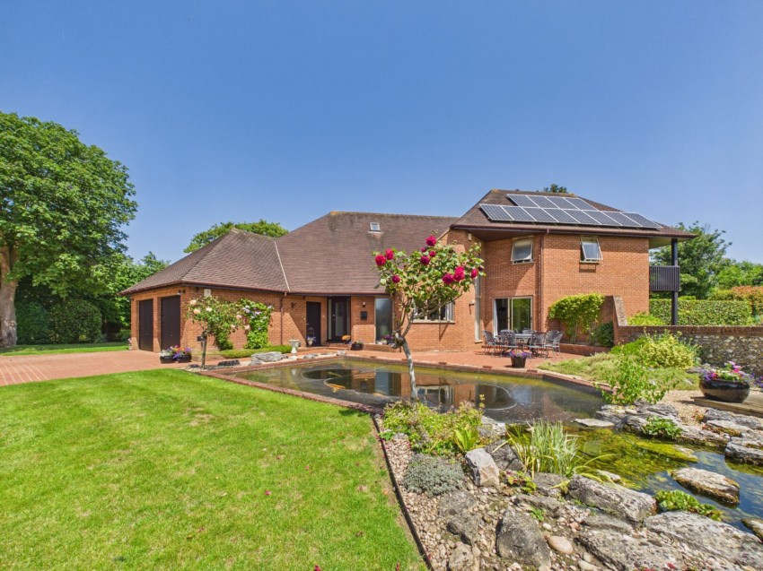 Images for Bourne End, Buckinghamshire EAID:2640919782 BID:FHH