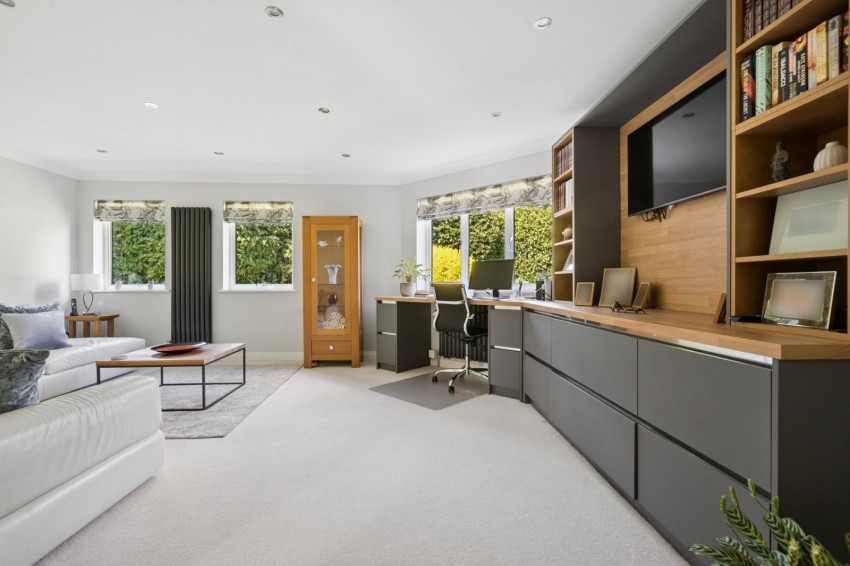Images for Bourne End, Buckinghamshire EAID:2640919782 BID:FHH