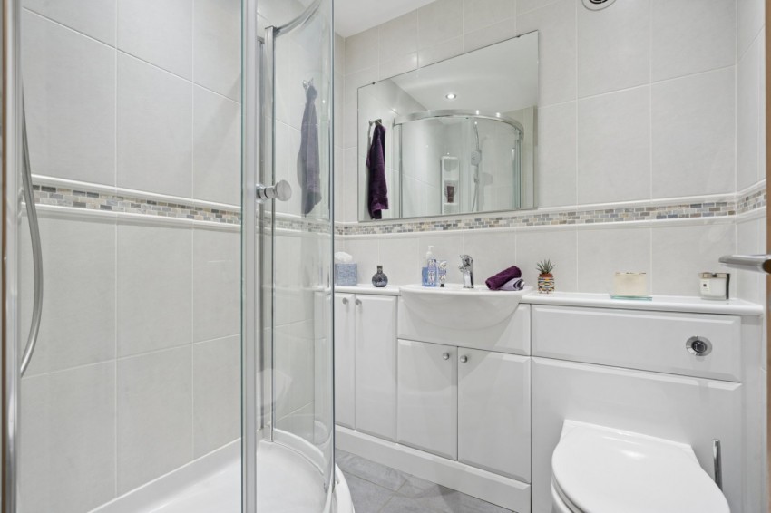 Images for Bourne End, Buckinghamshire EAID:2640919782 BID:FHH
