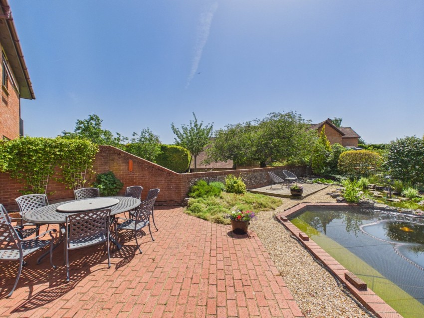 Images for Bourne End, Buckinghamshire EAID:2640919782 BID:FHH