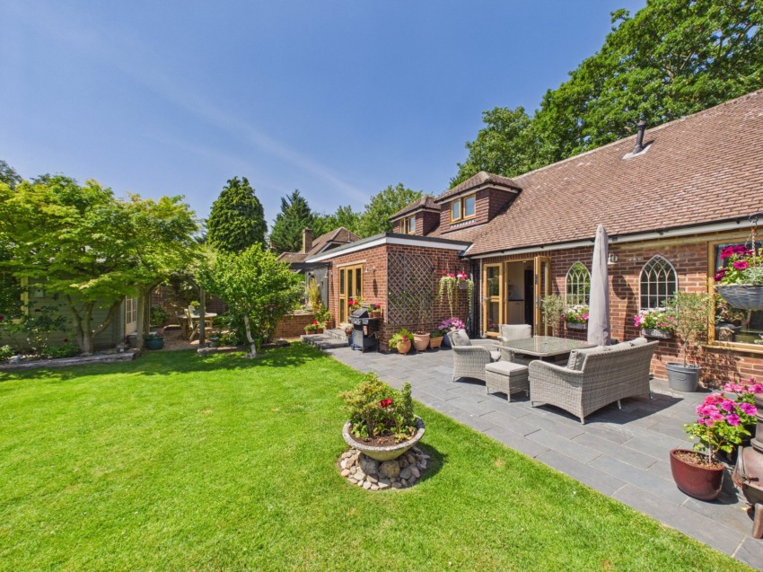 Images for Bourne End, Buckinghamshire EAID:2640919782 BID:FHH